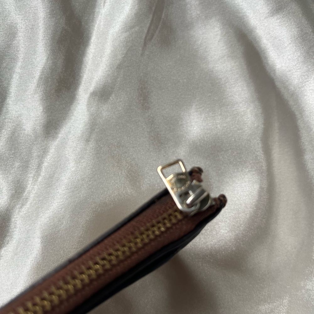 Card holder Keychain - Picture 9 of 16